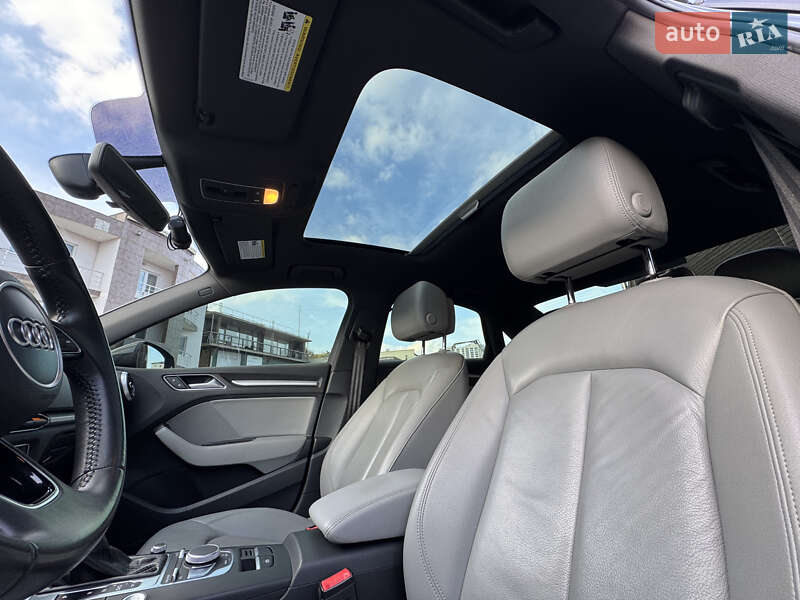 Седан Audi A3 2016 в Одессе