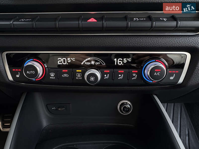 Седан Audi A3 2016 в Одессе