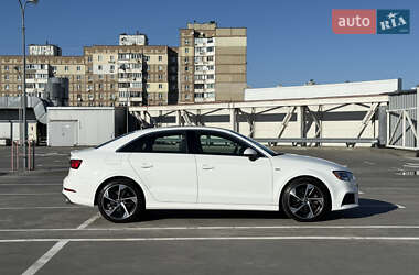 Седан Audi A3 2019 в 