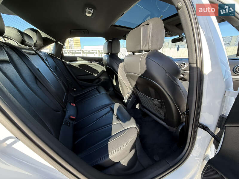 Седан Audi A3 2019 в Киеве фото 53 Седан Audi A3 2019 в Киеве