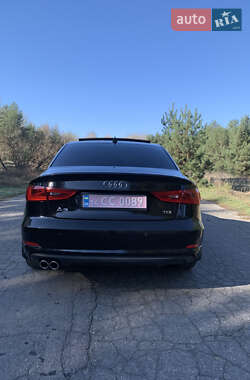 Седан Audi A3 2015 в 