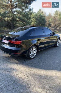 Седан Audi A3 2015 в 