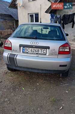 Хэтчбек Audi A3 2002 в 