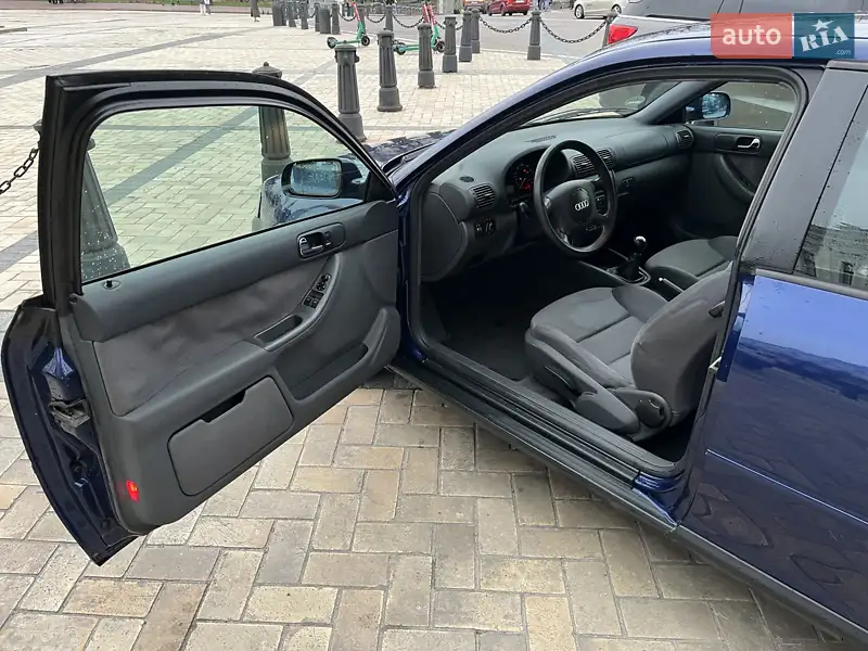 Audi A3 2000 VIN WAUZZZ8LZYA143082 фото оголошення 10 з 52