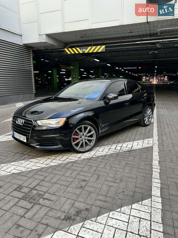 Седан Audi A3 2015 в Киеве