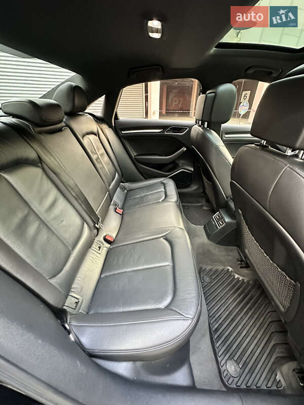 Седан Audi A3 2015 в Киеве