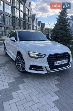 Седан Audi A3 2018 в 
