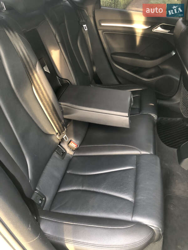 Седан Audi A3 2014 в Києві