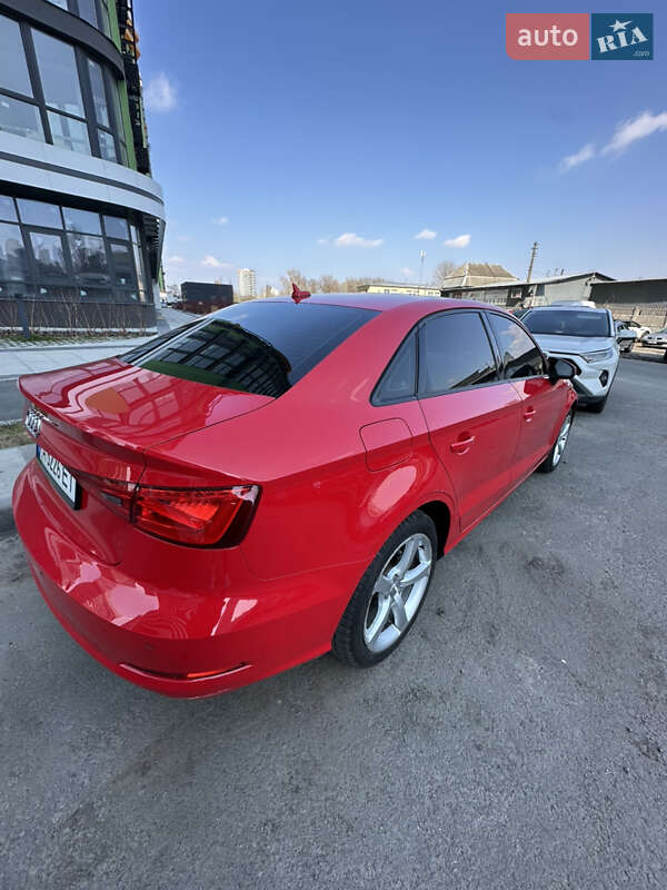 Седан Audi A3 2014 в 