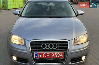 Хэтчбек Audi A3 2006 в 