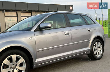 Хэтчбек Audi A3 2006 в 