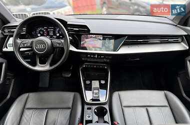Седан Audi A3 2022 в 