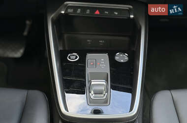 Седан Audi A3 2022 в 