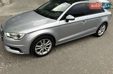 Седан Audi A3 2014 в 