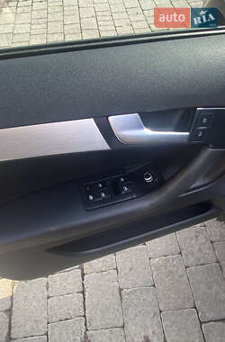 Хэтчбек Audi A3 2012 в 