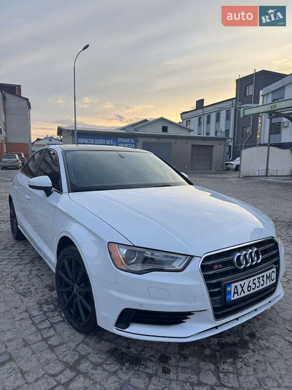Седан Audi A3 2014 в Тернополі