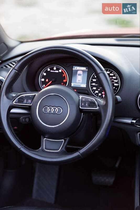 Кабриолет Audi A3 2016 в Барышевке