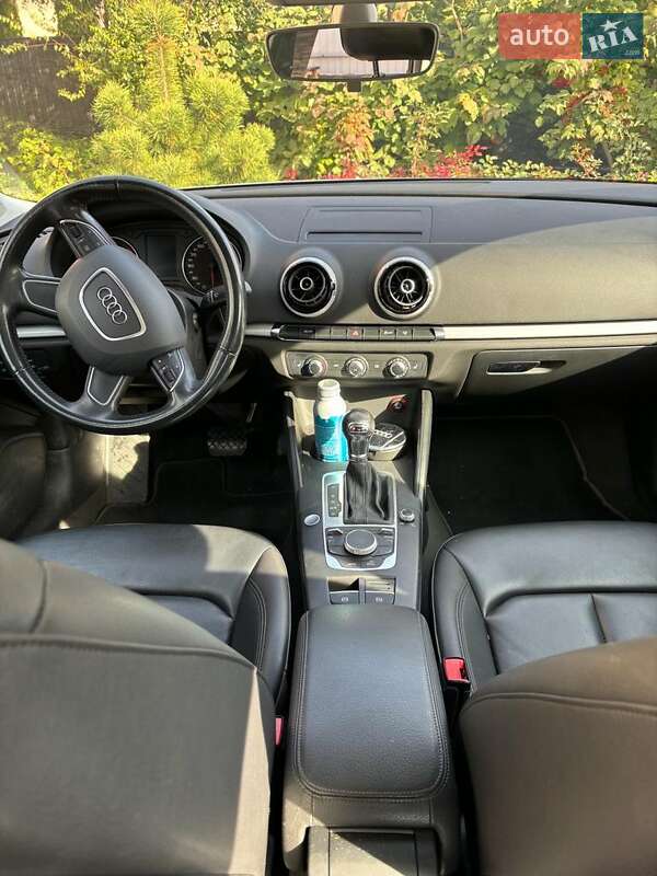 Седан Audi A3 2015 в Киеве