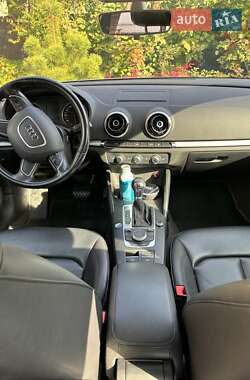 Седан Audi A3 2015 в 