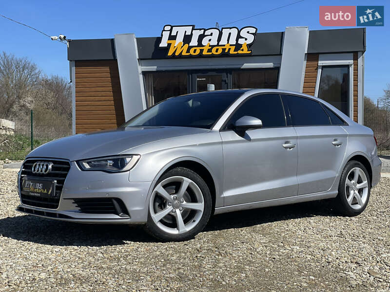 Седан Audi A3 2016 в Стрые