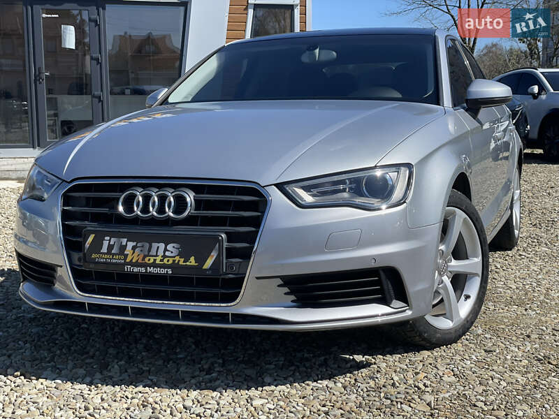 Седан Audi A3 2016 в Стрые