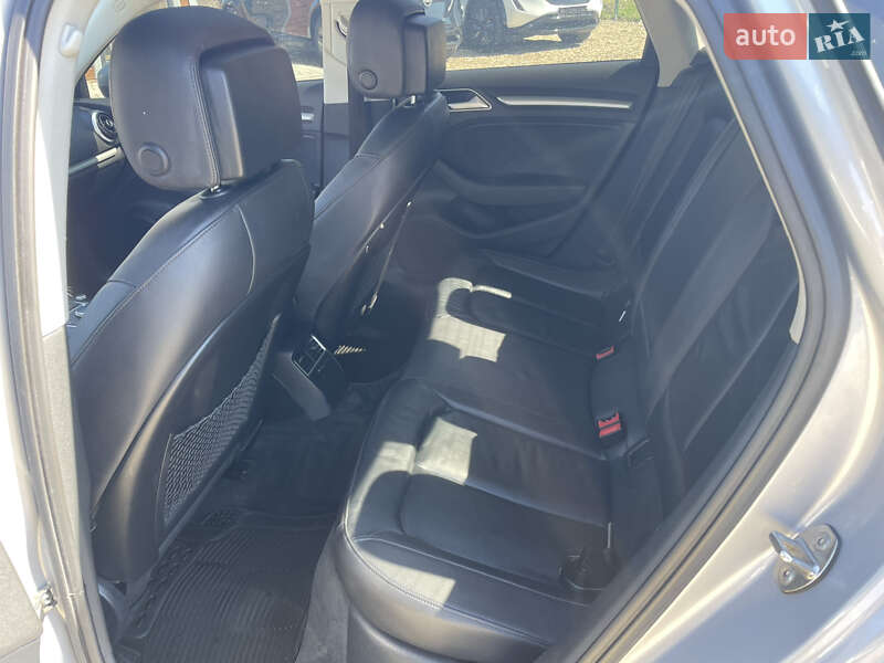 Седан Audi A3 2016 в Стрые