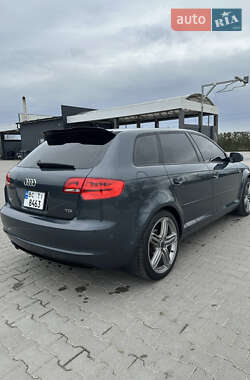Хэтчбек Audi A3 2012 в 