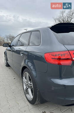Хэтчбек Audi A3 2012 в 