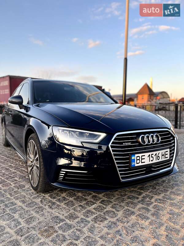 Хэтчбек Audi A3 2017 в Первомайске