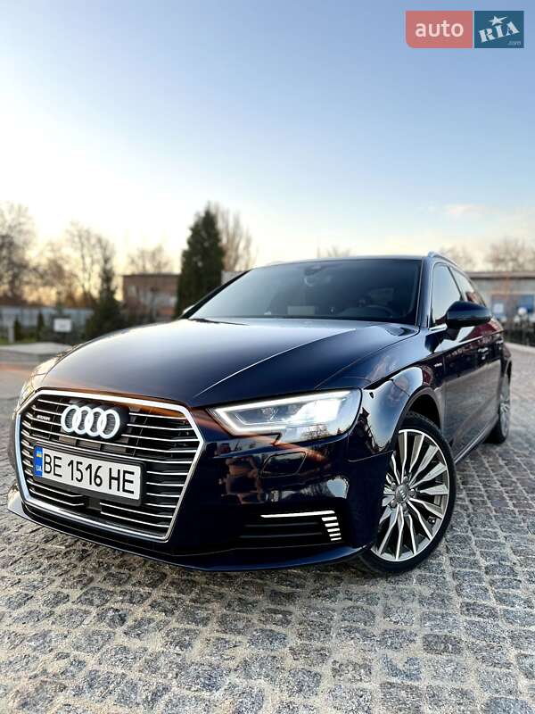 Хэтчбек Audi A3 2017 в Первомайске