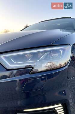 Хэтчбек Audi A3 2017 в 