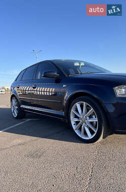 Хэтчбек Audi A3 2005 в 