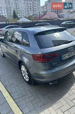 Хэтчбек Audi A3 2016 в 