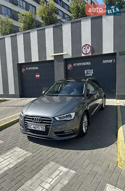 Хэтчбек Audi A3 2016 в 