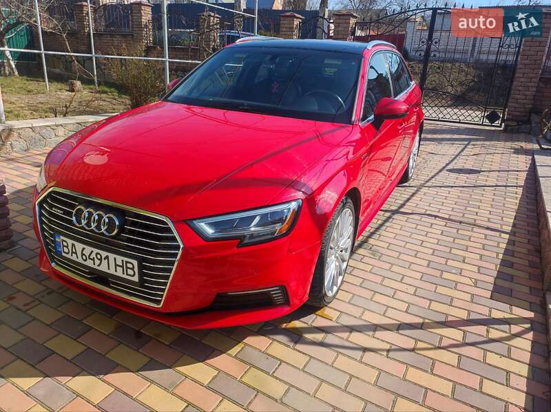 Хэтчбек Audi A3 2017 в Умани