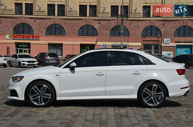 Седан Audi A3 2018 в 
