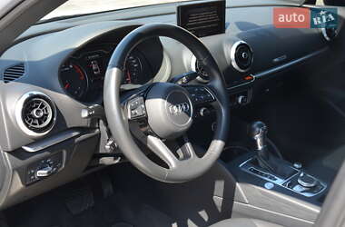 Седан Audi A3 2018 в 
