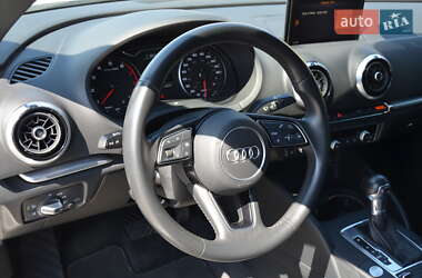 Седан Audi A3 2018 в 