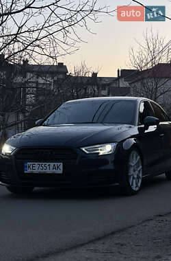 Седан Audi A3 2017 в 