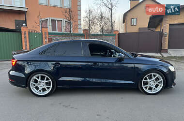 Седан Audi A3 2017 в 