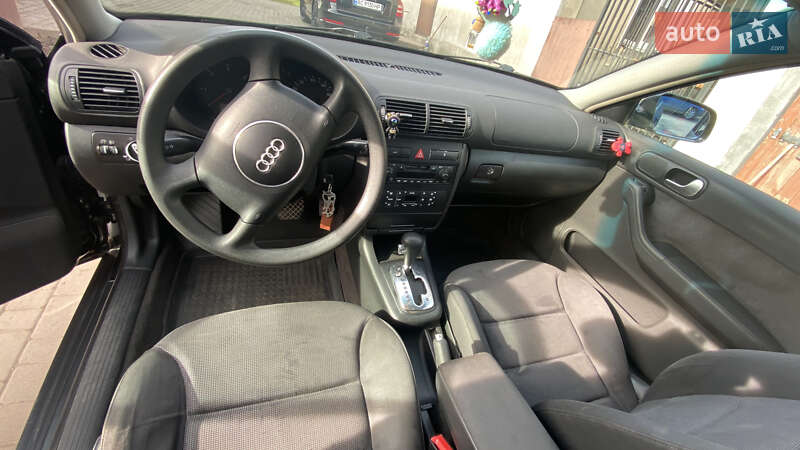 Хэтчбек Audi A3 2001 в Луцке фото 2 Хэтчбек Audi A3 2001 в Луцке