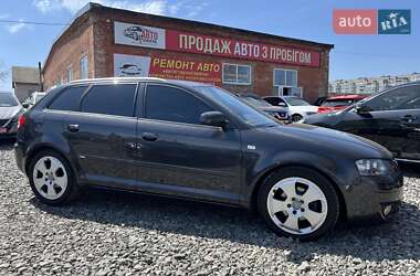 Хэтчбек Audi A3 2005 в 
