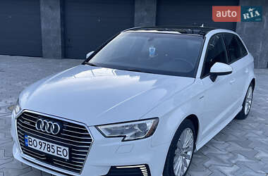 Хэтчбек Audi A3 2017 в 