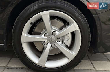 Седан Audi A3 2014 в 