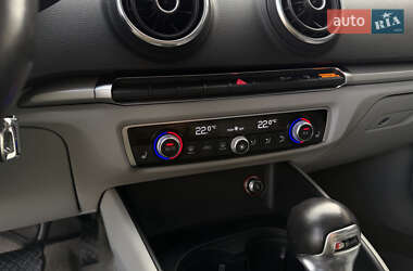 Седан Audi A3 2014 в 