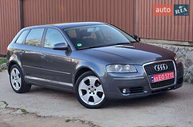 Хэтчбек Audi A3 2006 в 