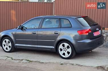 Хэтчбек Audi A3 2006 в 