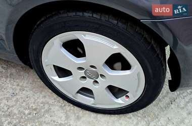 Хэтчбек Audi A3 2006 в 
