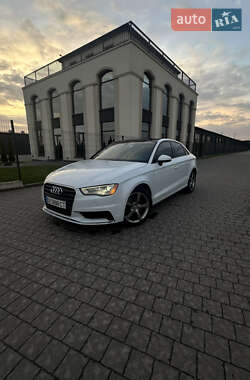 Седан Audi A3 2015 в 