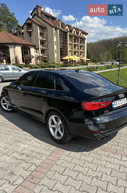 Седан Audi A3 2014 в 